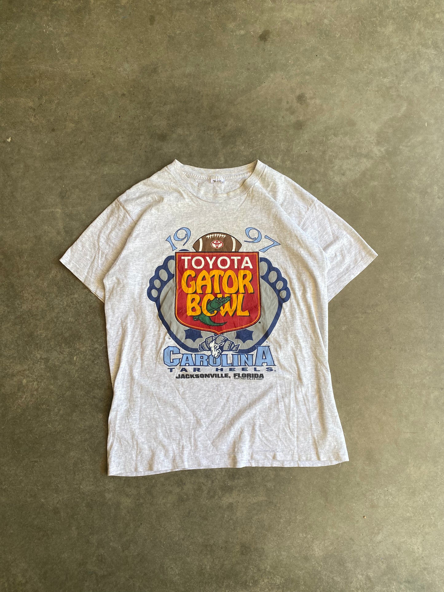 Vintage UNC Tar Heels Gator Bowl Tee - L