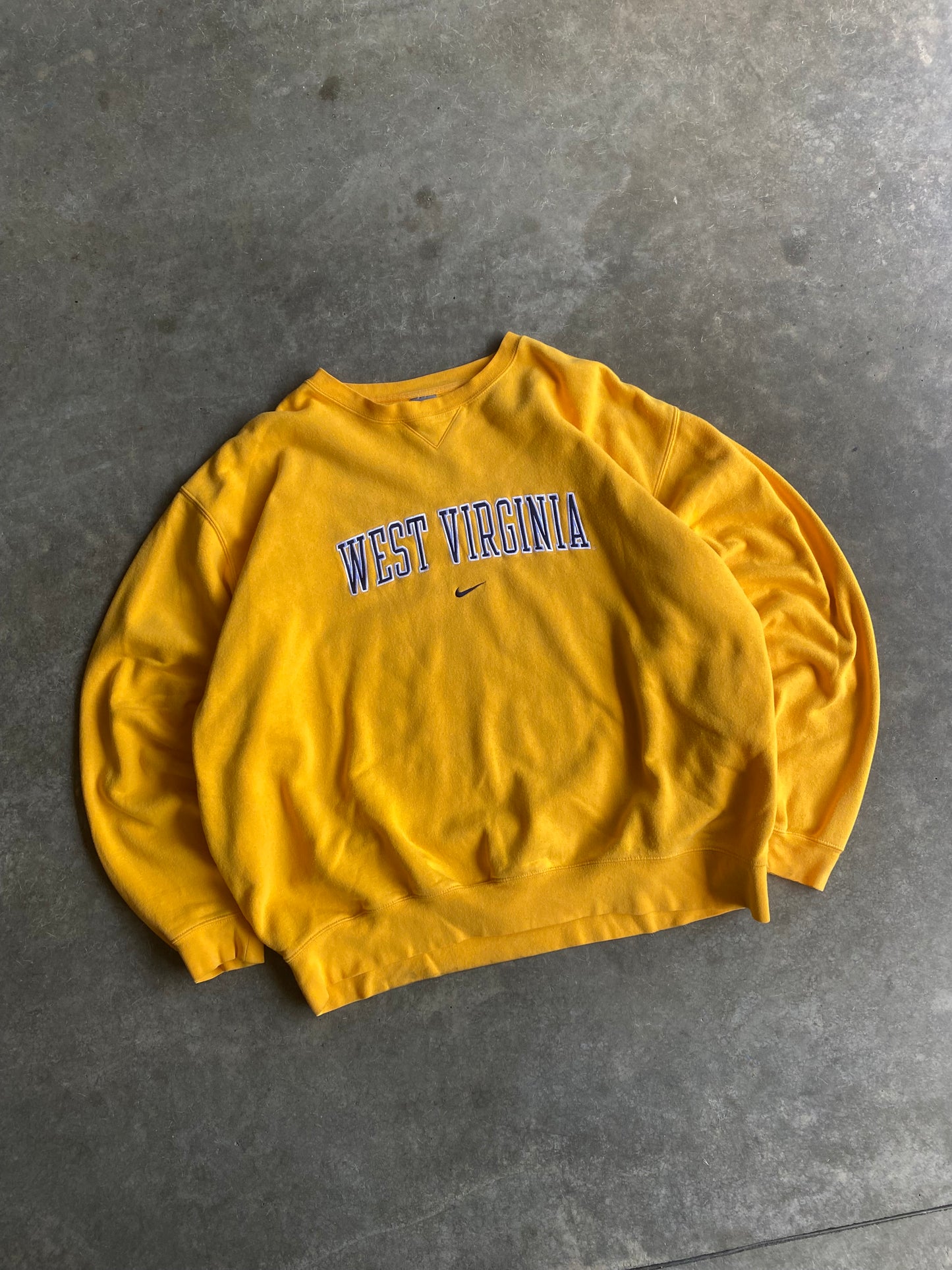 Vintage West Virginia Nike Center Swoosh Crew - XXL