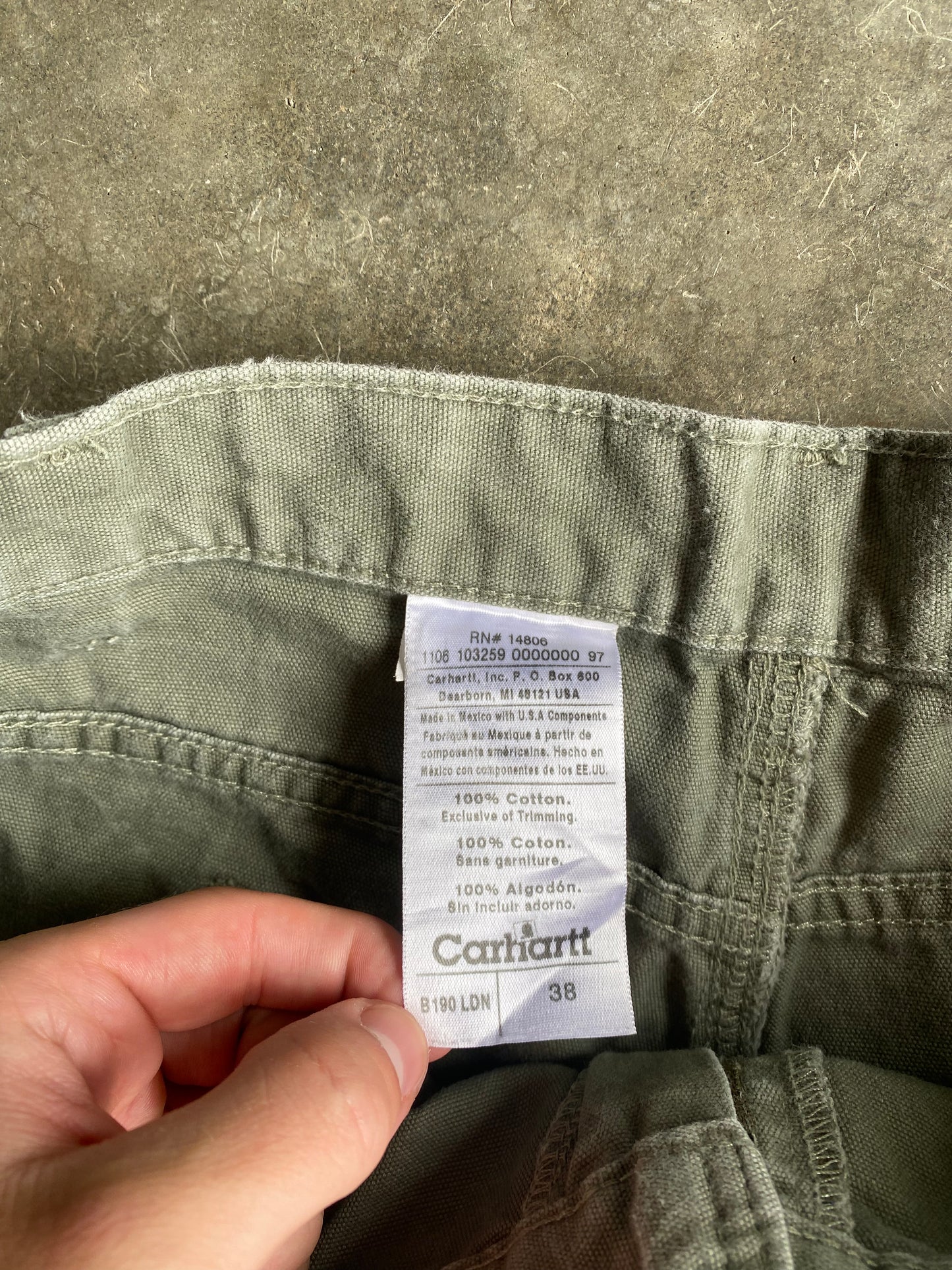 Vintage Carhartt Faded Carpenter Shorts - 38