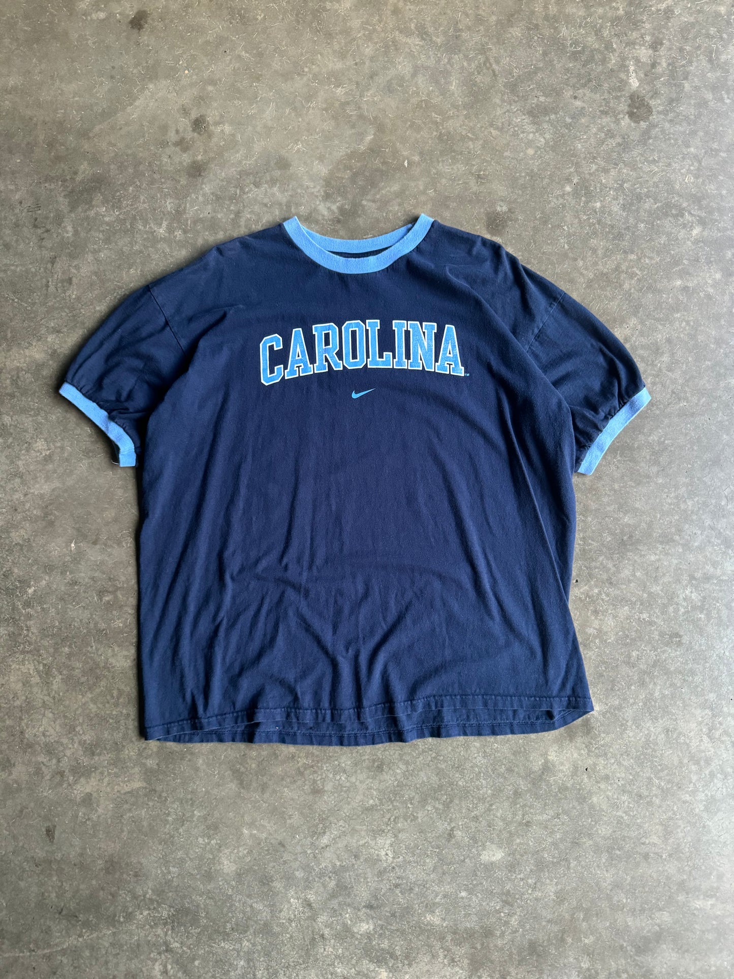 Vintage Carolina Tar Heels Nike Center Swoosh Tee - XL