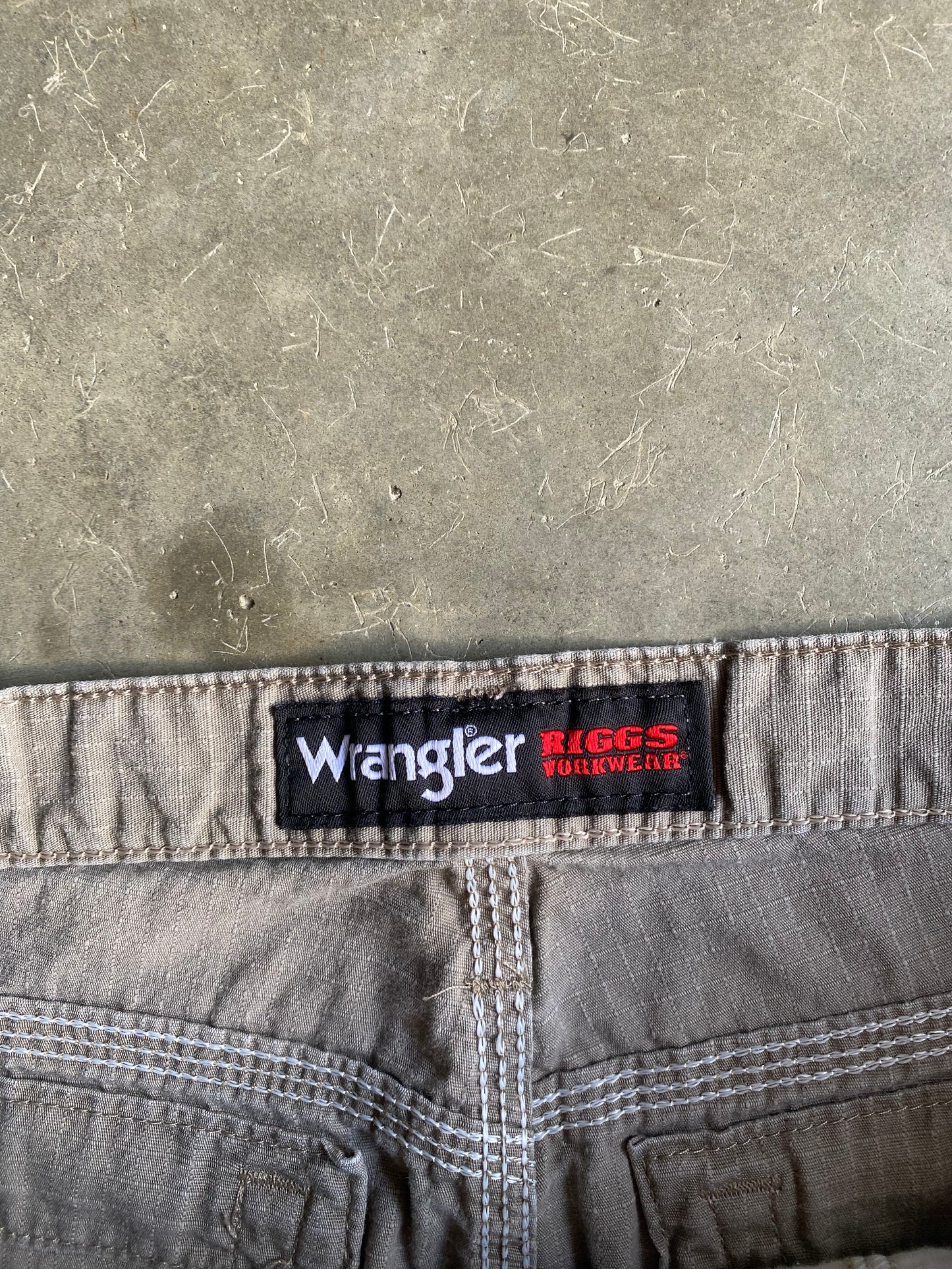 Vintage Wrangler Riggs Tan Pants - 33