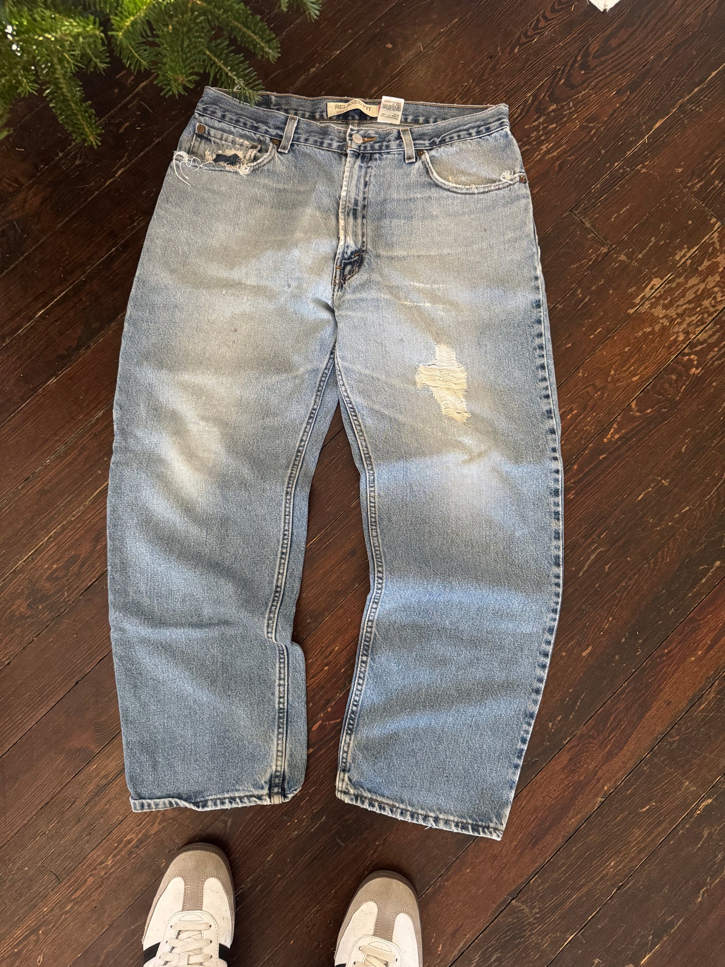 Vintage Levi 550 Light Washed Size 36x30 Jeans