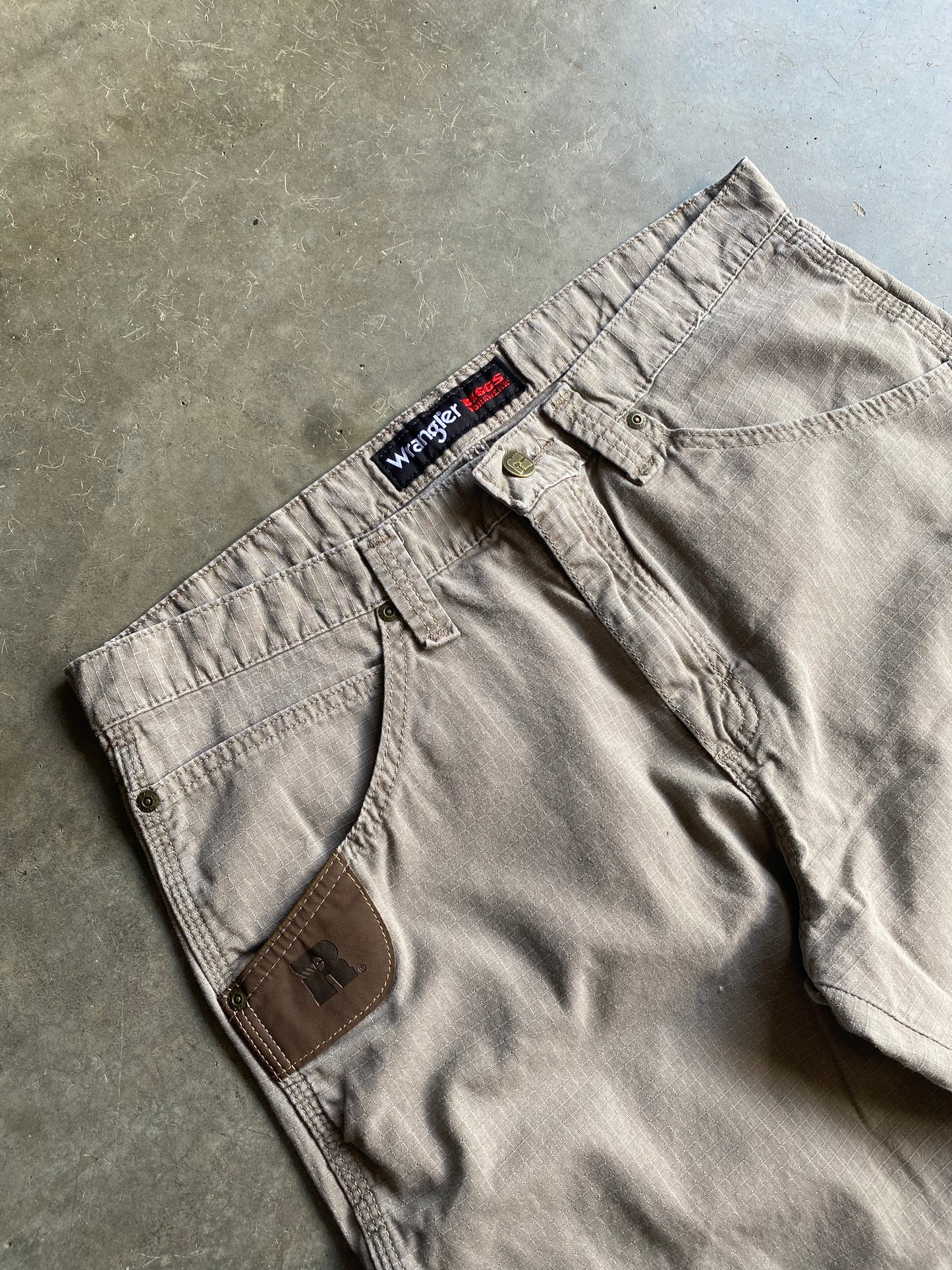 Vintage Wrangler Riggs Tan Pants - 33