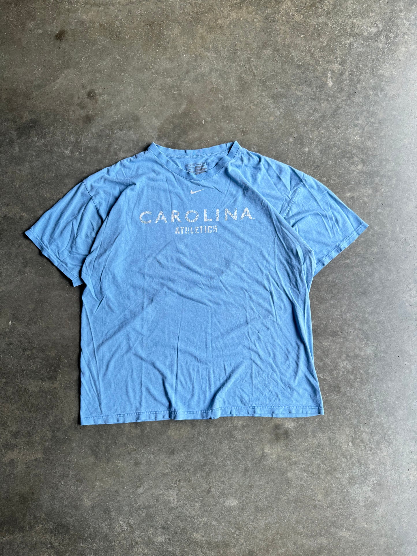 Vintage UNC Carolina Tar Heels Nike Center Swoosh Tee - XL